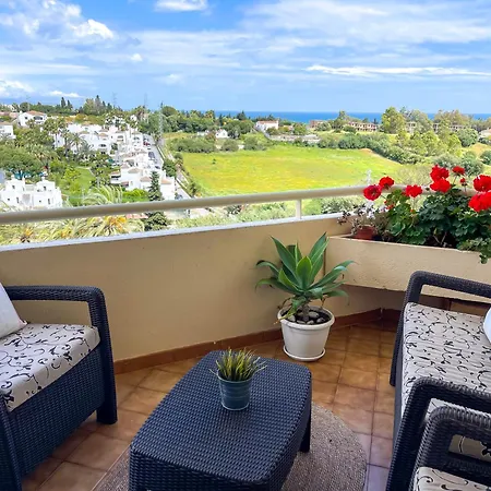 Modern With Terrace - 2 Min From The Apartmán