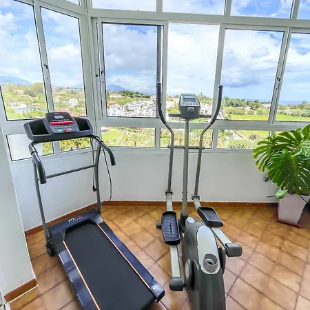 Modern With Terrace - 2 Min From The Apartmán