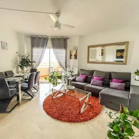 Modern With Terrace - 2 Min From The Apartmán Estepona